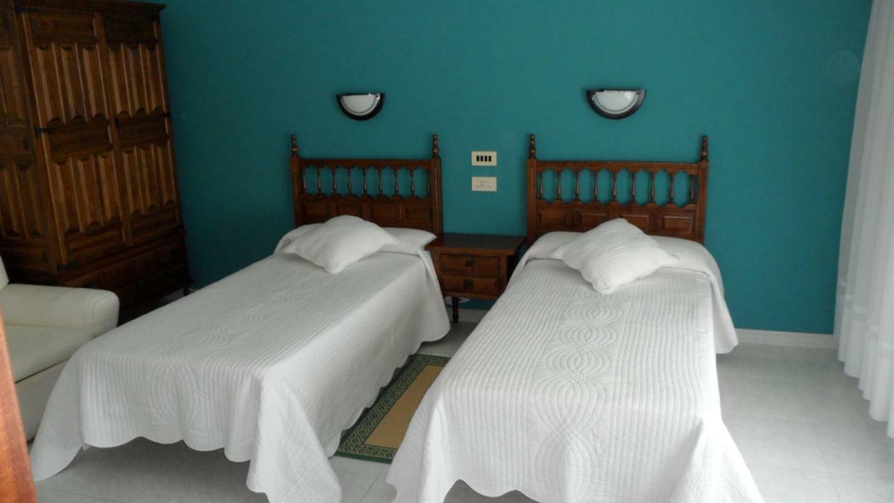 Hostal La Paz Vista Alegre Esterno foto